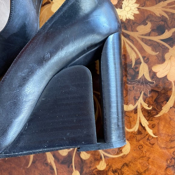 MAISON MARTIN MARGIELA sz 5.5/6 or 36 black wedge pumps cutout heel - Picture 2 of 9